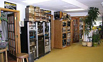 Home Gold Sound store interior